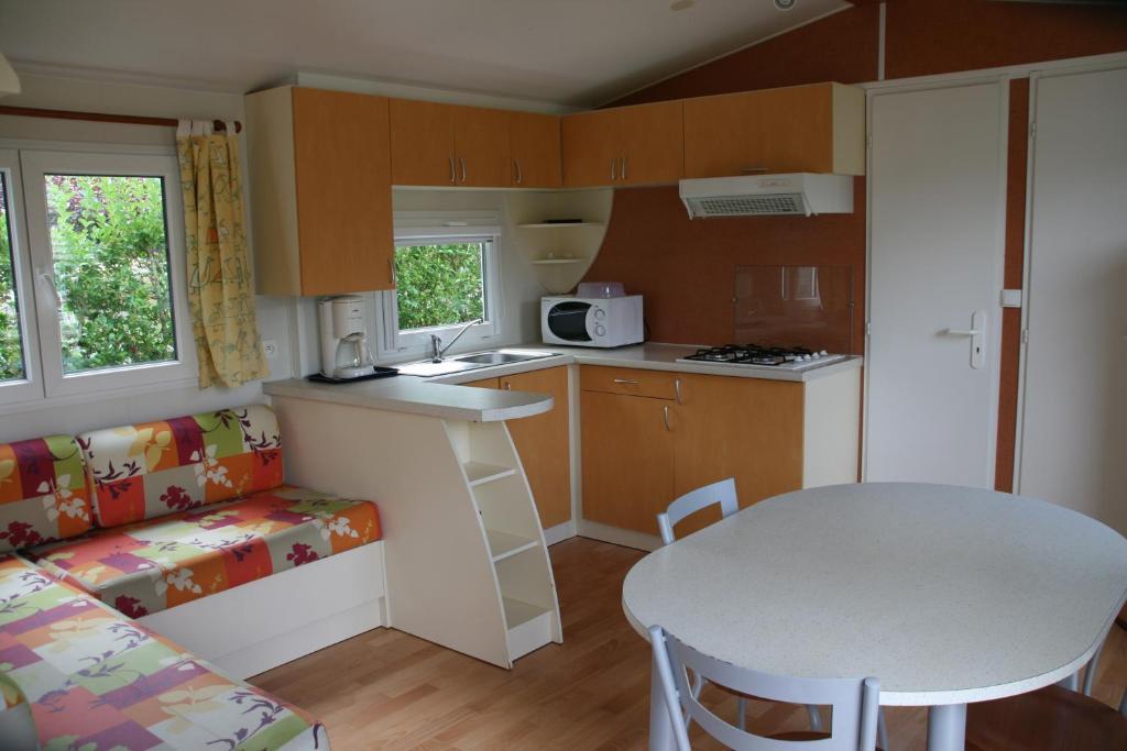 Camping De La Baie Ξενοδοχείο La Trinité-sur-Mer Δωμάτιο φωτογραφία